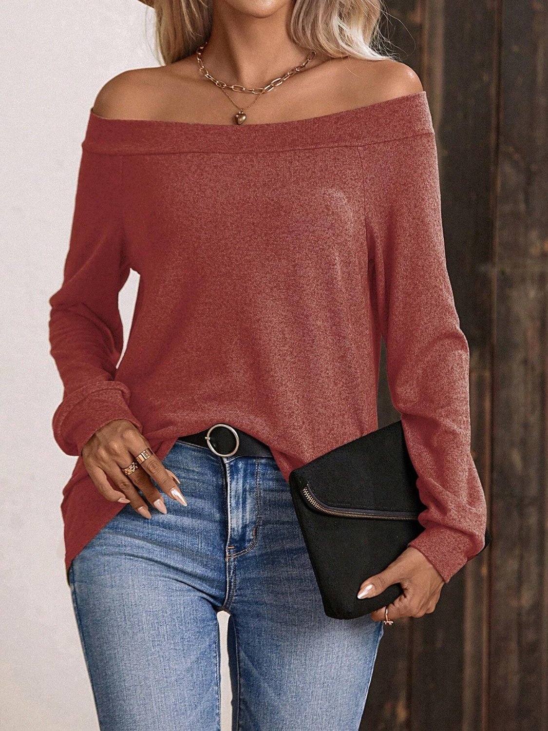 Outfit Flow - Off-Shoulder Long Sleeve T-Shirt