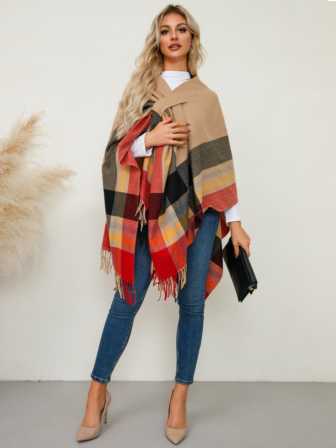 Outfit Flow - Fringe Contrast Plaid Poncho