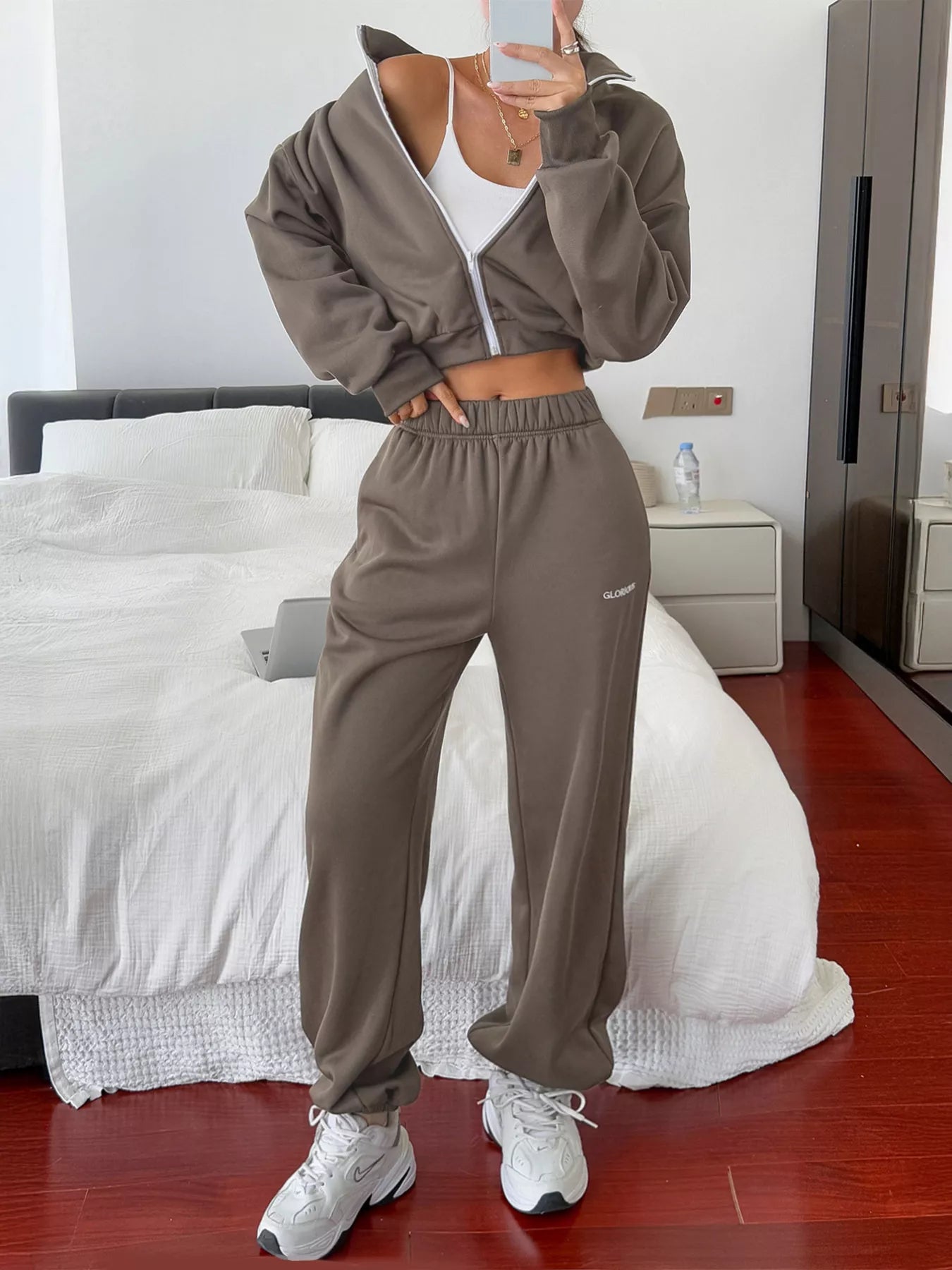 Casual Zipper Front Sweatshirt & Drawstring Pants Set OutfitFlow