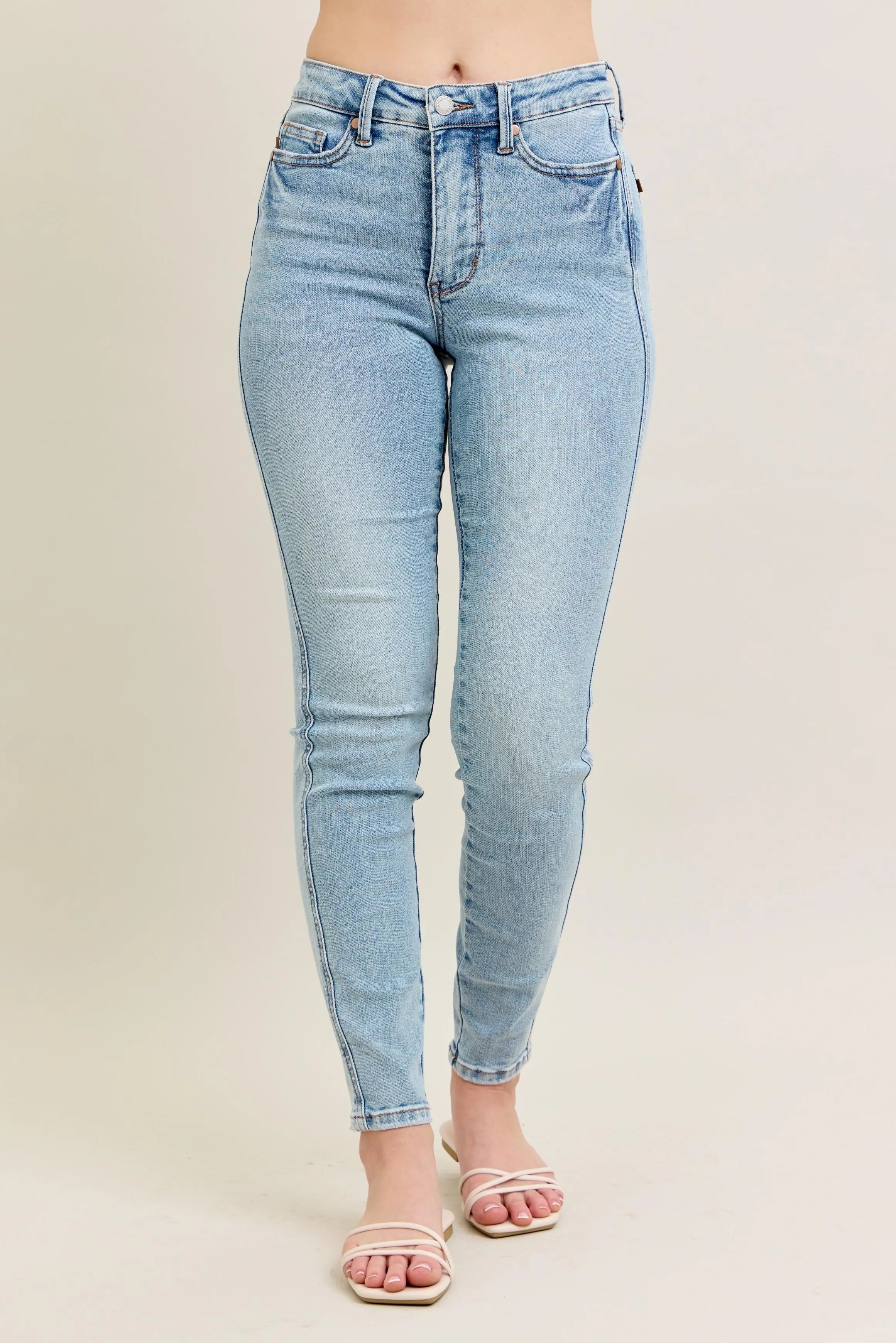 Judy Blue Full Size Mr Tummy Control Vintage Wash Skinny Jeans Plus Size Light OutfitFlow