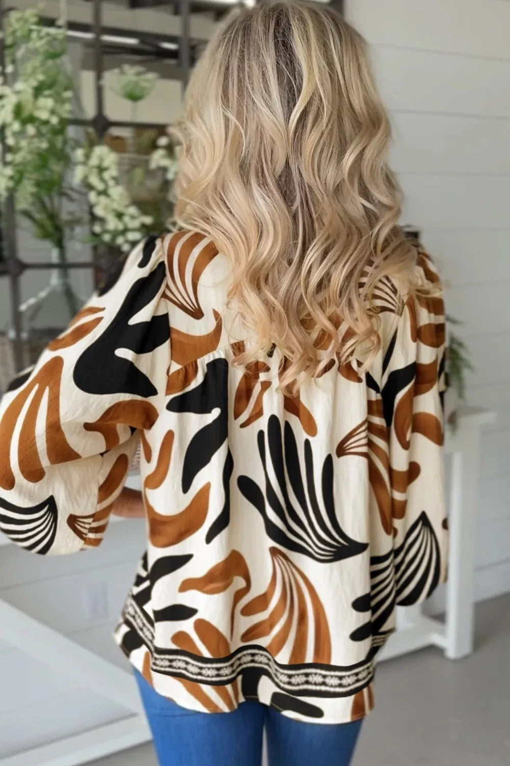 Abstract Print Puff Sleeve Loose Blouse OutfitFlow