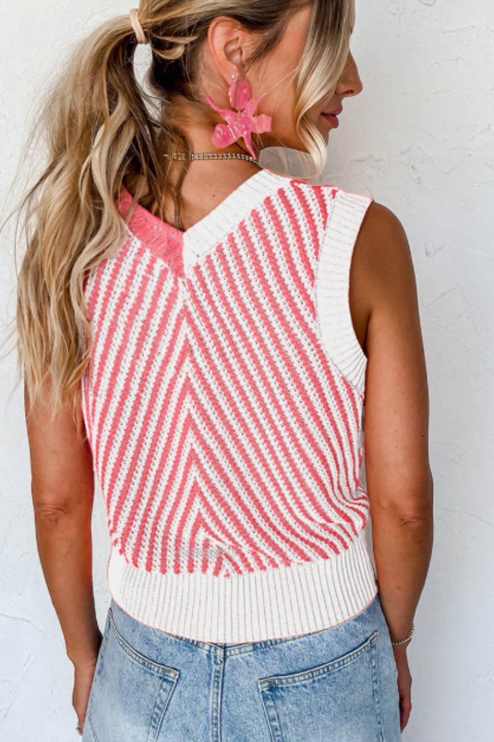 Outfit Flow - Striped Contrast V-Neck Sweater Vest