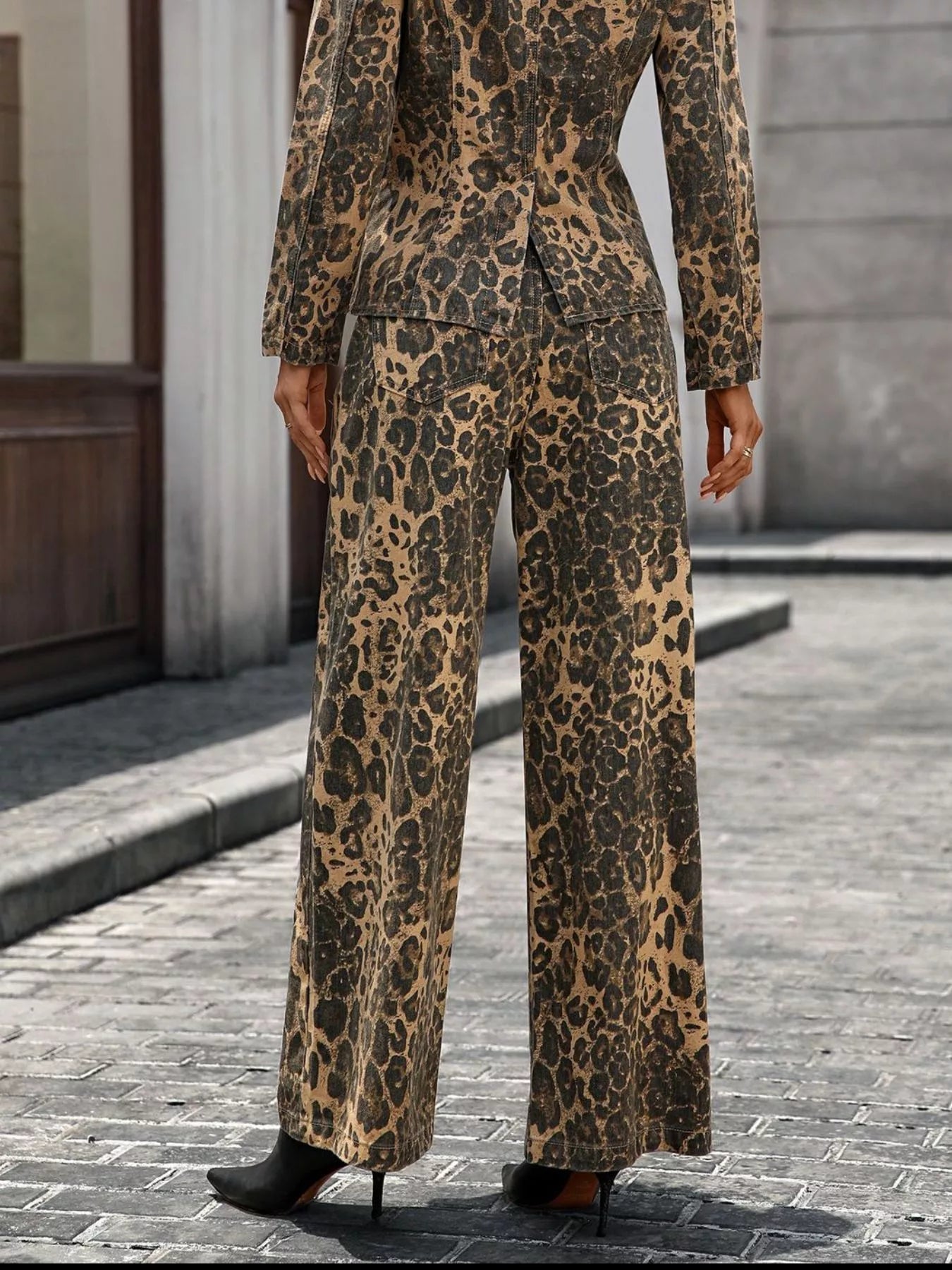 Leopard Wide-Leg Jeans OutfitFlow