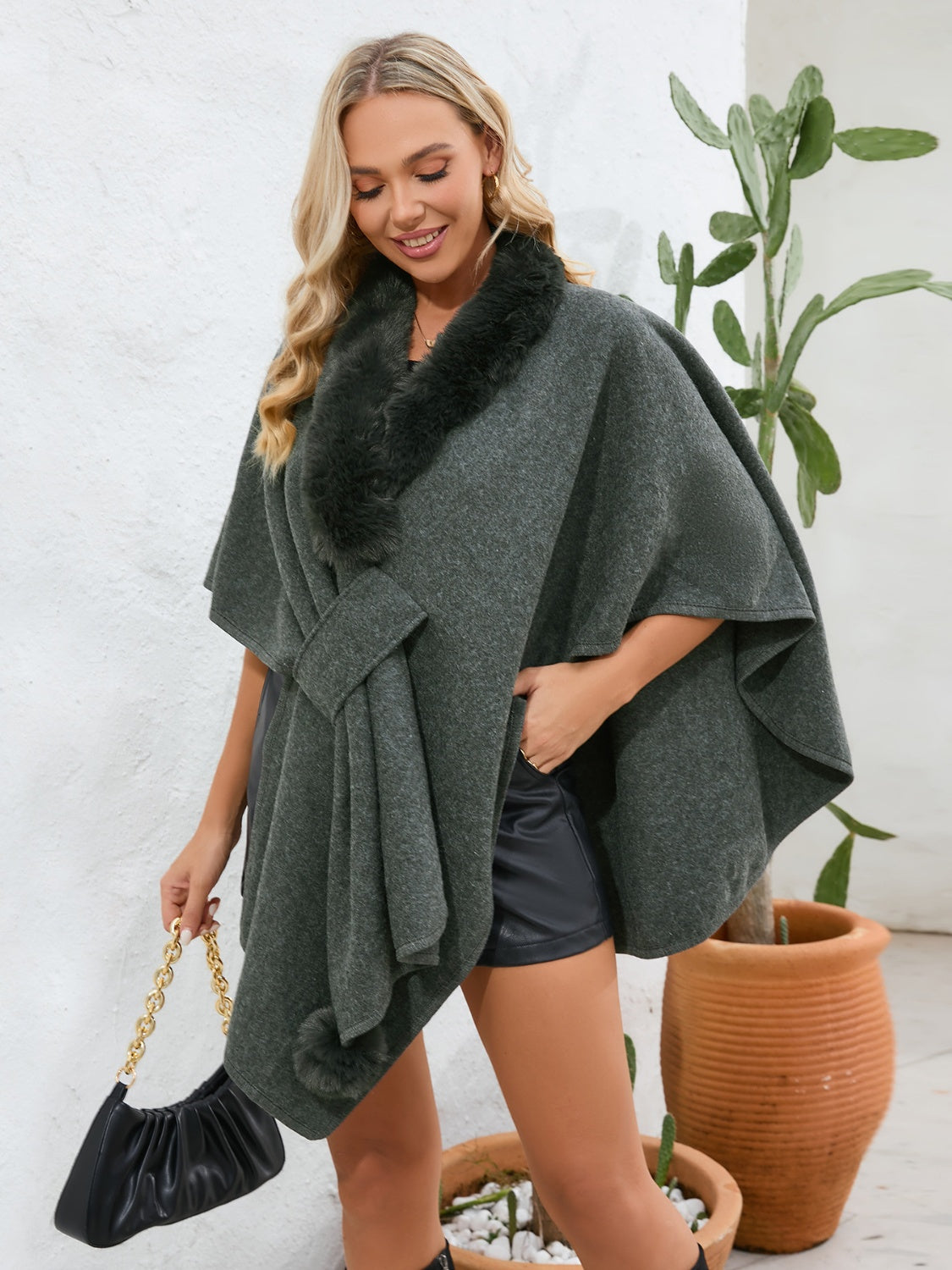 Outfit Flow - Fuzzy Trim Open Front Poncho