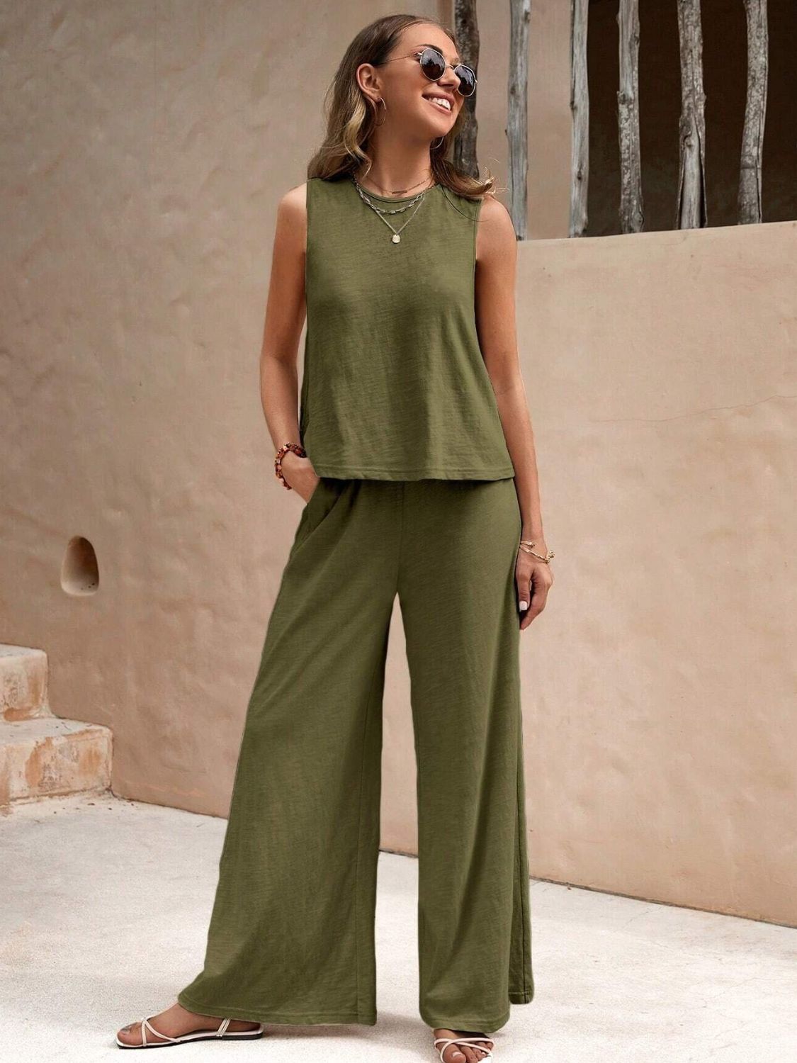 Outfit Flow - Round Neck Sleeveless Top and Wide Leg Pants Set