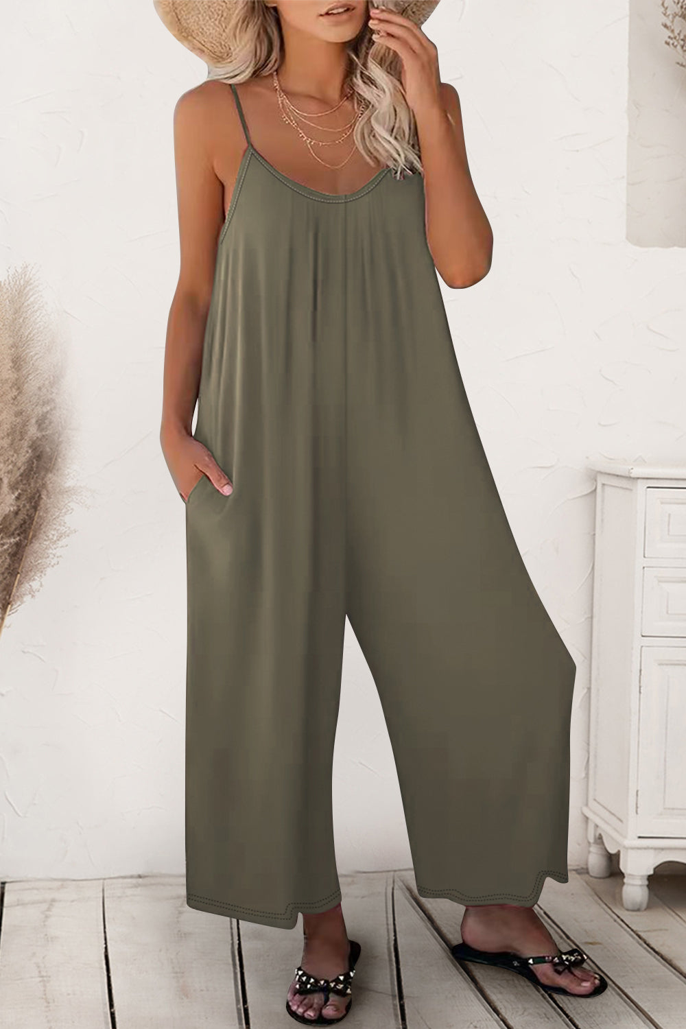 Outfit Flow - Scoop Neck Spaghetti Strap Jumpsuit