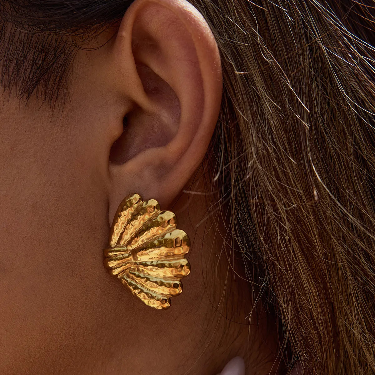 18K Gold-Plated Shell Stud Earrings OutfitFlow