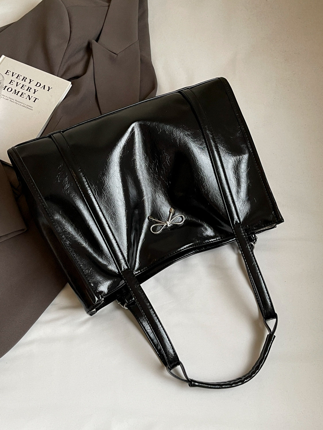 Outfit Flow - PU Leather Bow Shoulder Bag