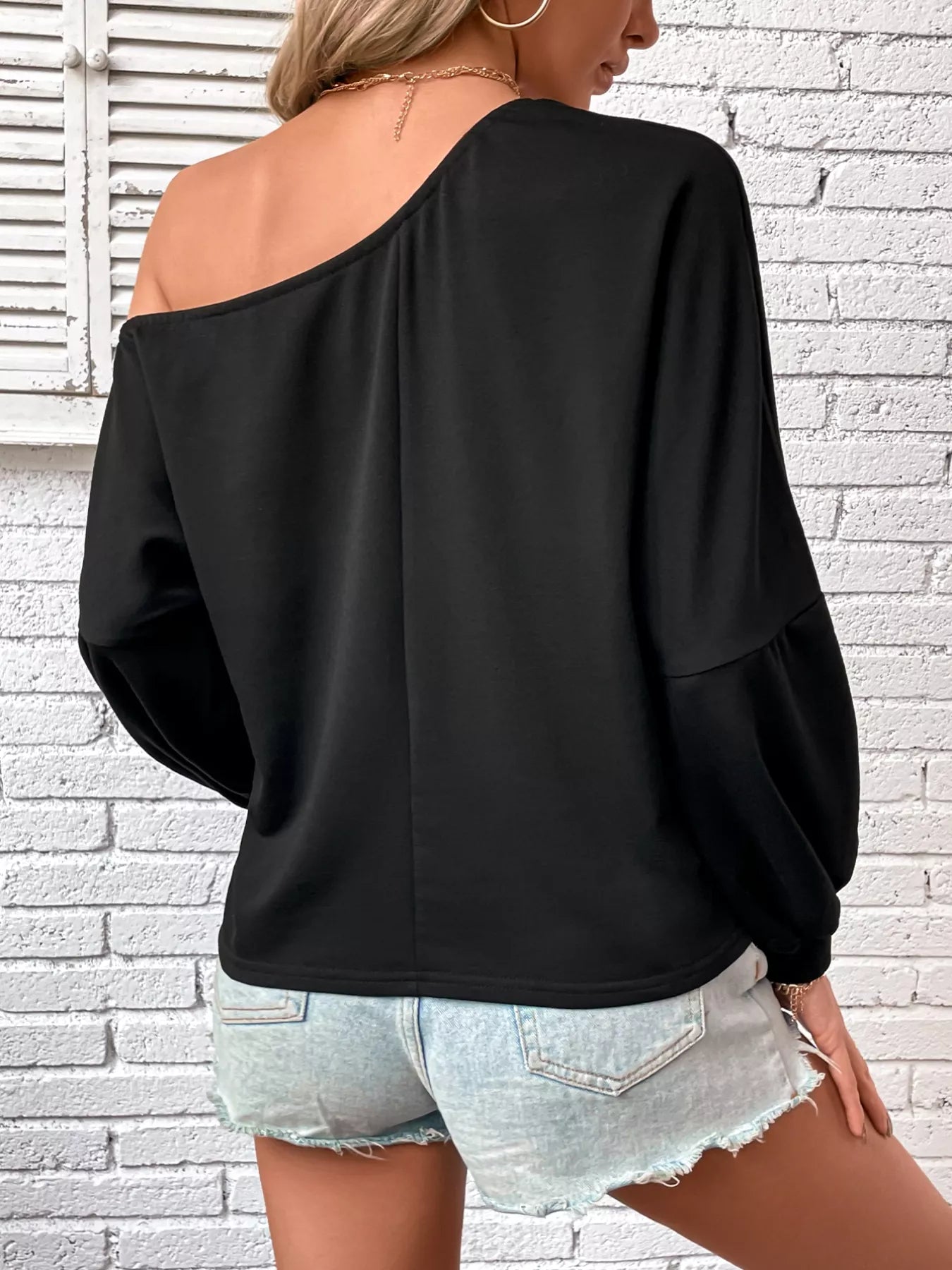 One-Shoulder Long Sleeve Casual Sweatshirt OutfitFlow
