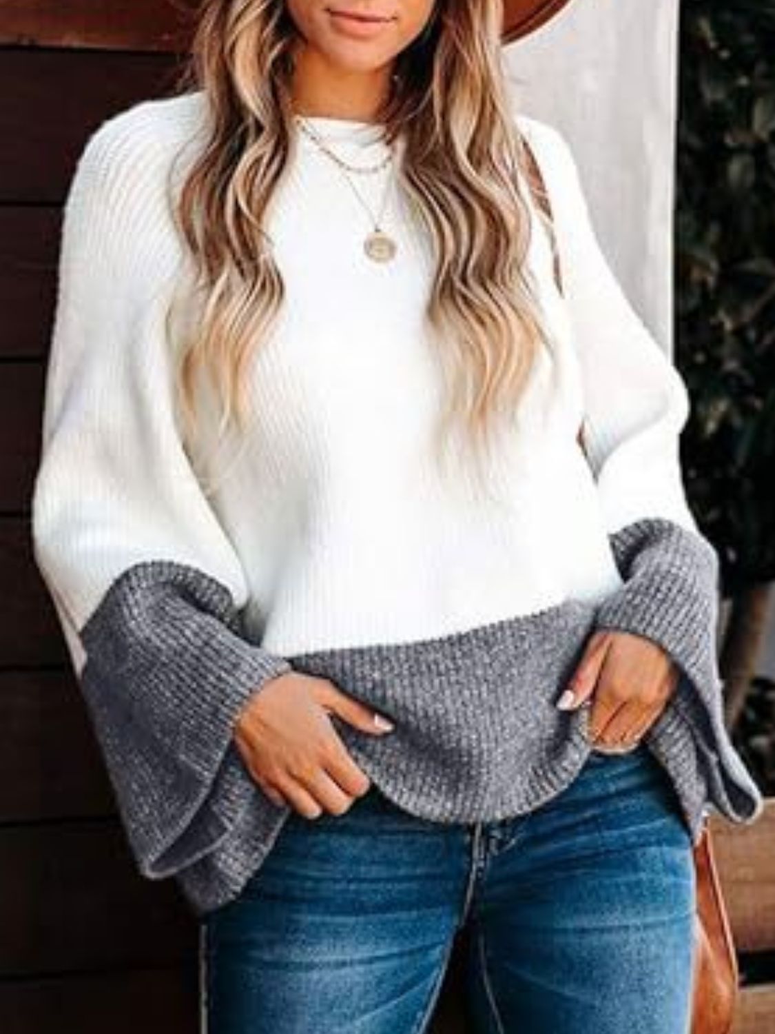 Outfit Flow - Contrast Round Neck Long Sleeve Sweater