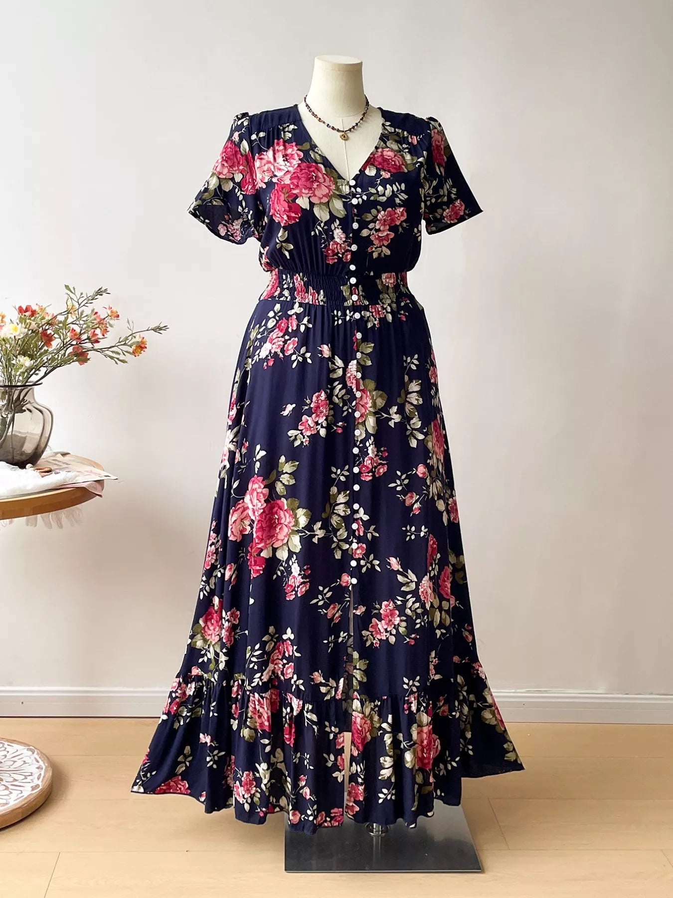 Plus Size Floral Print Short Sleeves V-Neck Dress OutfitFlow