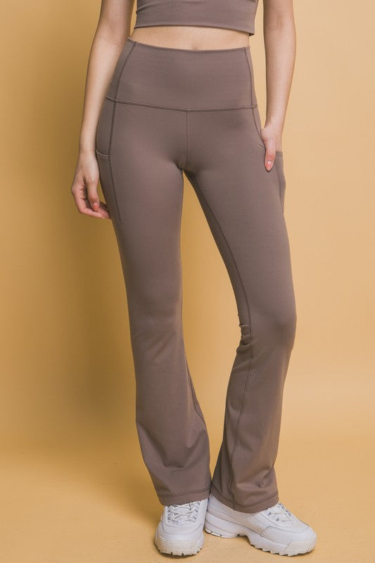 Outfit Flow - Love Tree High Waist Flare Active Leggings with Side Pockets