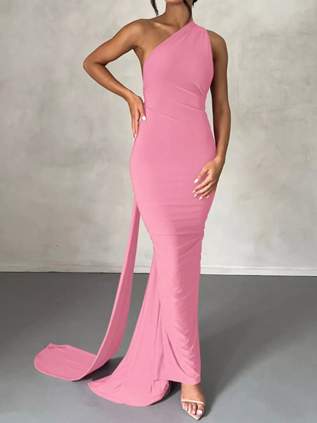Backless One-Shoulder Ruched Bodycon Maxi Dress OutfitFlow