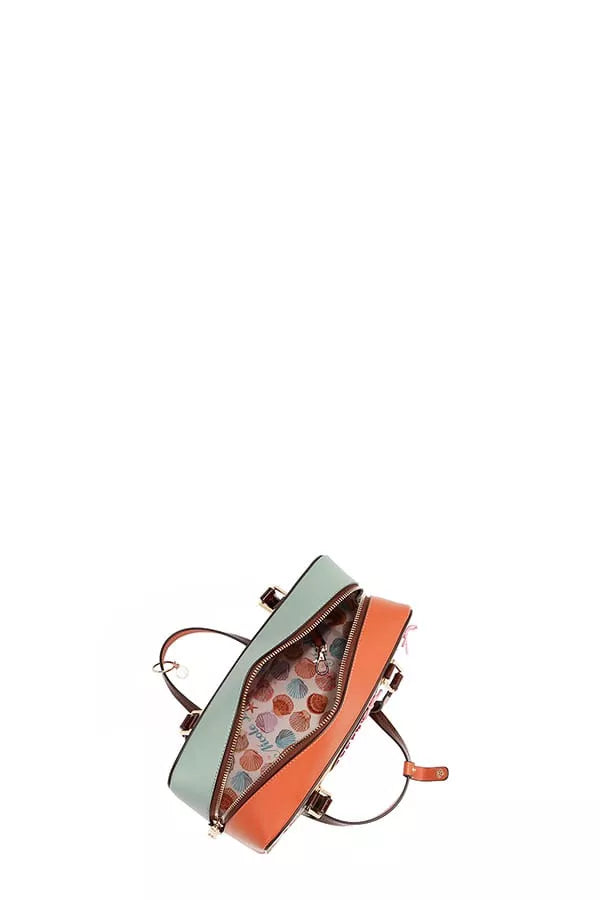 Nicole Lee USA Sun and Sand Shoulder Bag OutfitFlow