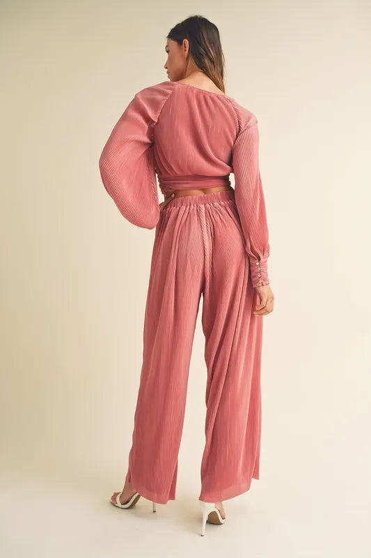 MABLE Front Twisted Long Sleeve Top and Pants Set OutfitFlow