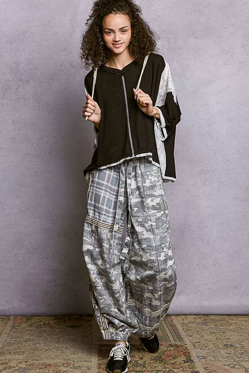 POL Short Sleeve Hoodie Top with Lace Detail OutfitFlow