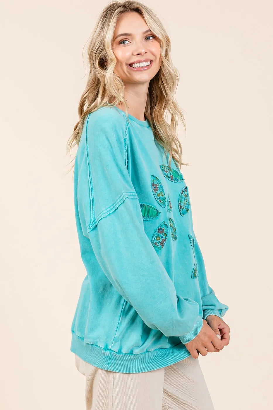 Mittoshop Vintage Textile Flower Patch Mineral Wash Pullover Sweatshirt OutfitFlow