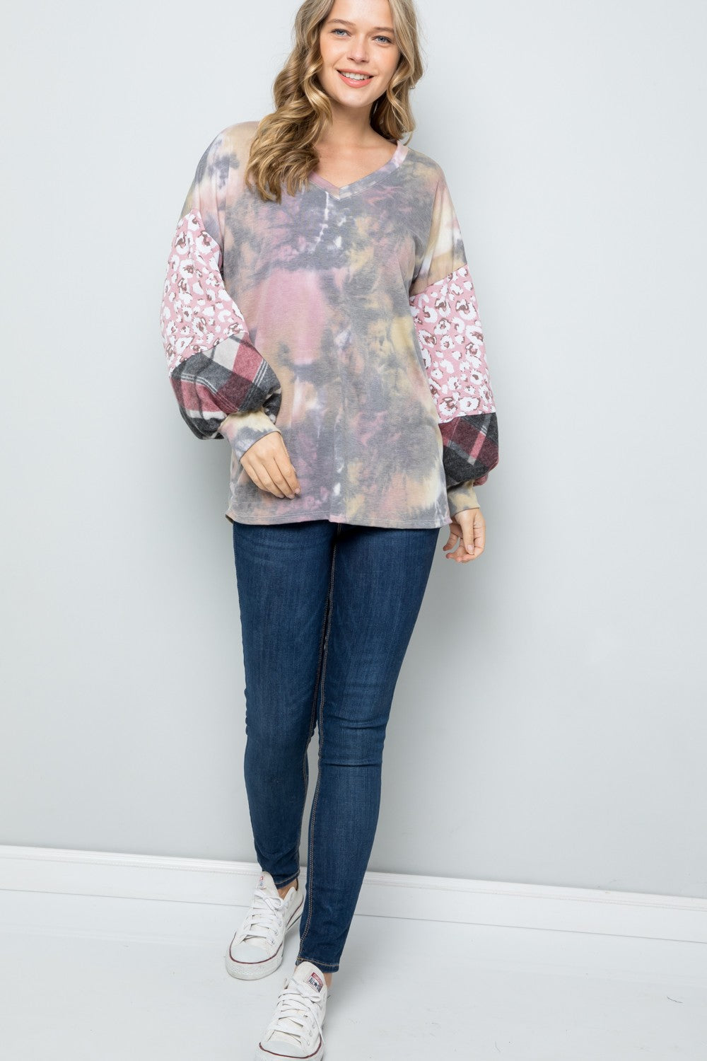 Outfit Flow - Celeste Tie-Dye V-Neck Printed Sleeve Blouse