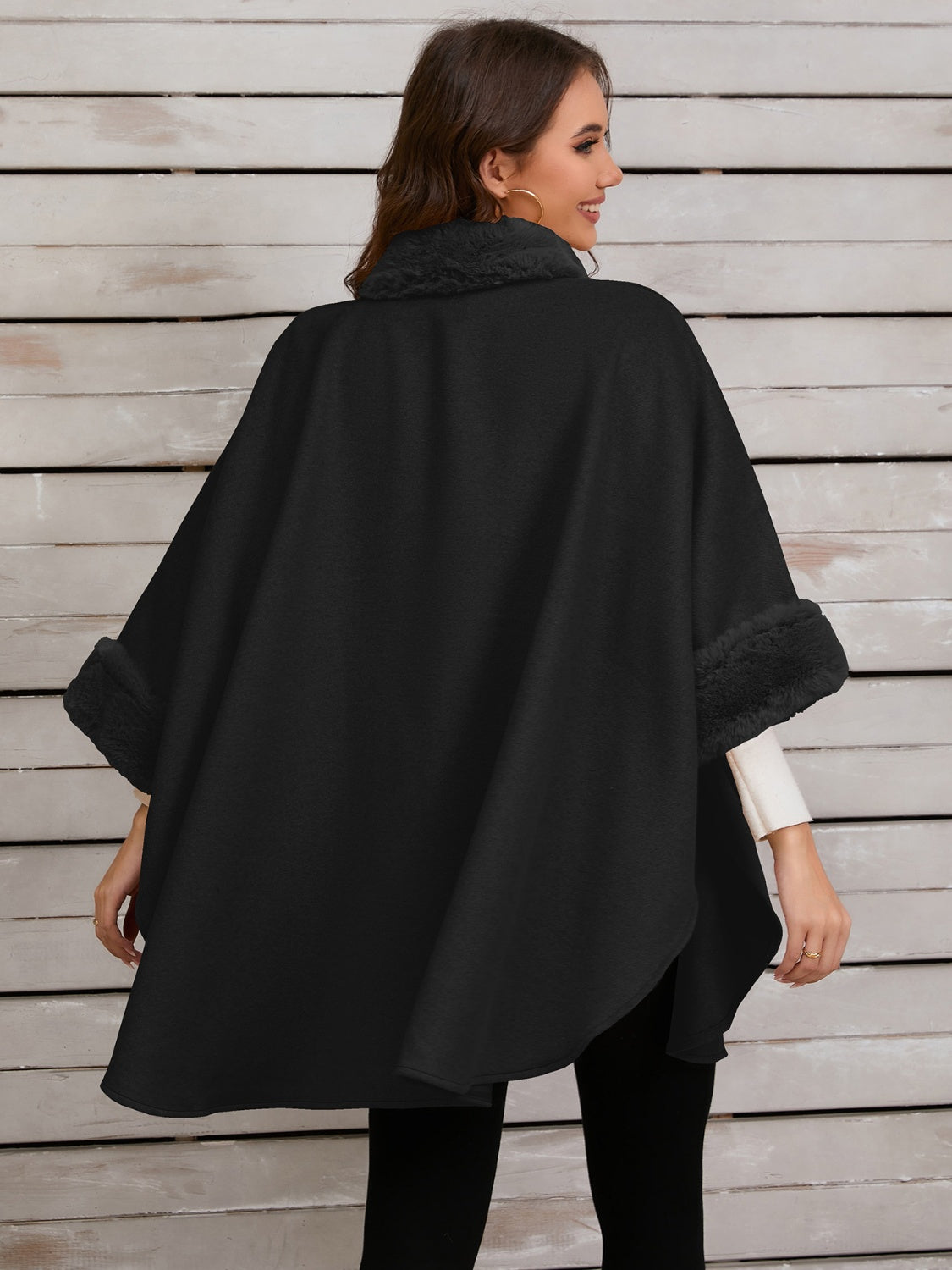 Outfit Flow - Fuzzy Trim Long Sleeve Poncho