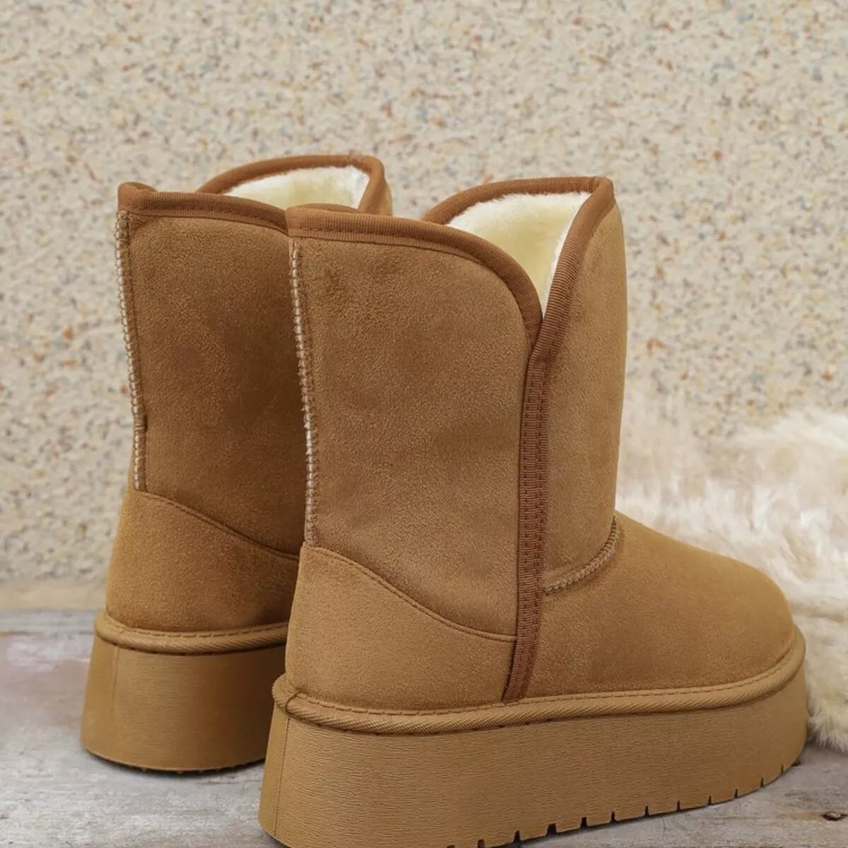 Round Toe Platform Boots OutfitFlow