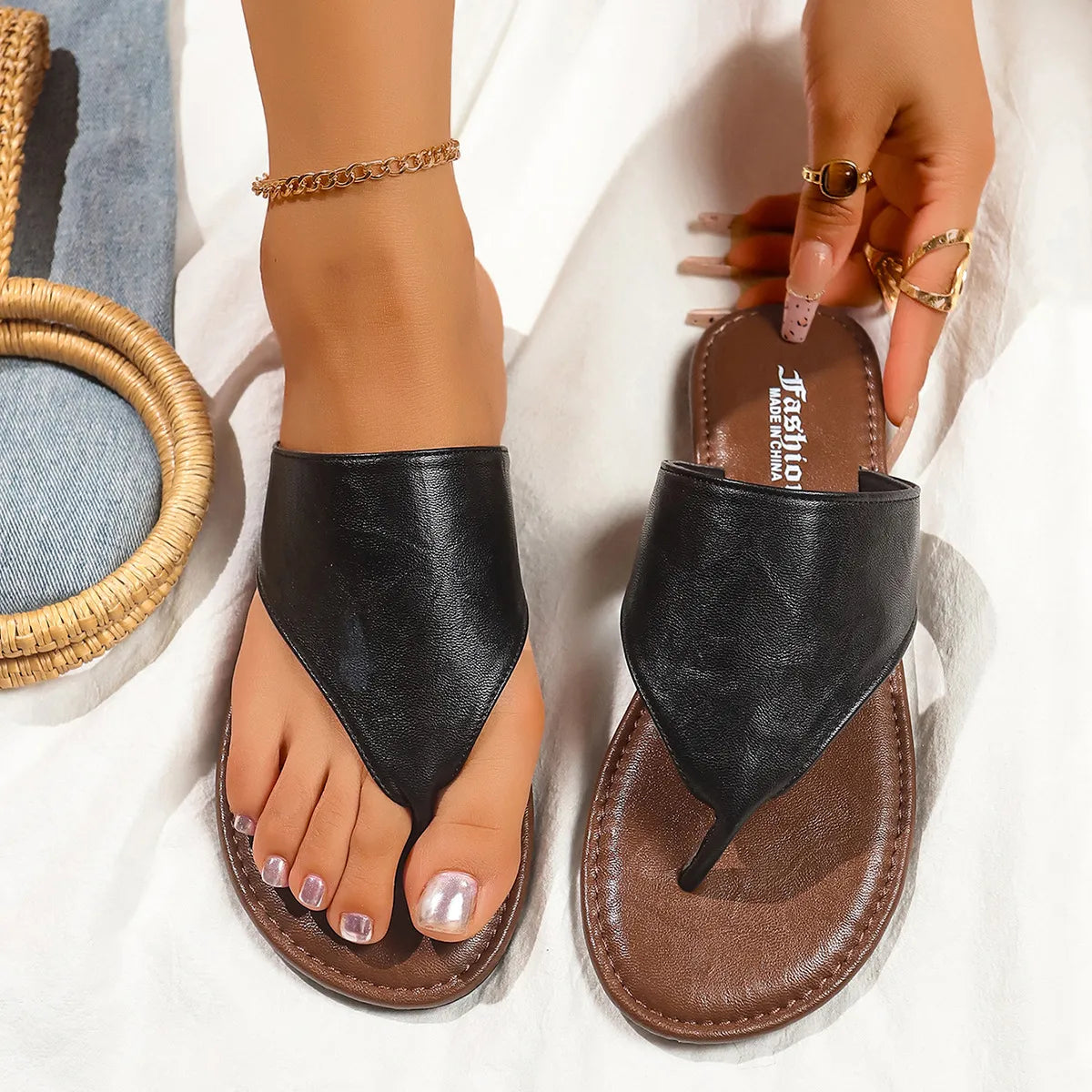 Toe Post Flats Sandals OutfitFlow