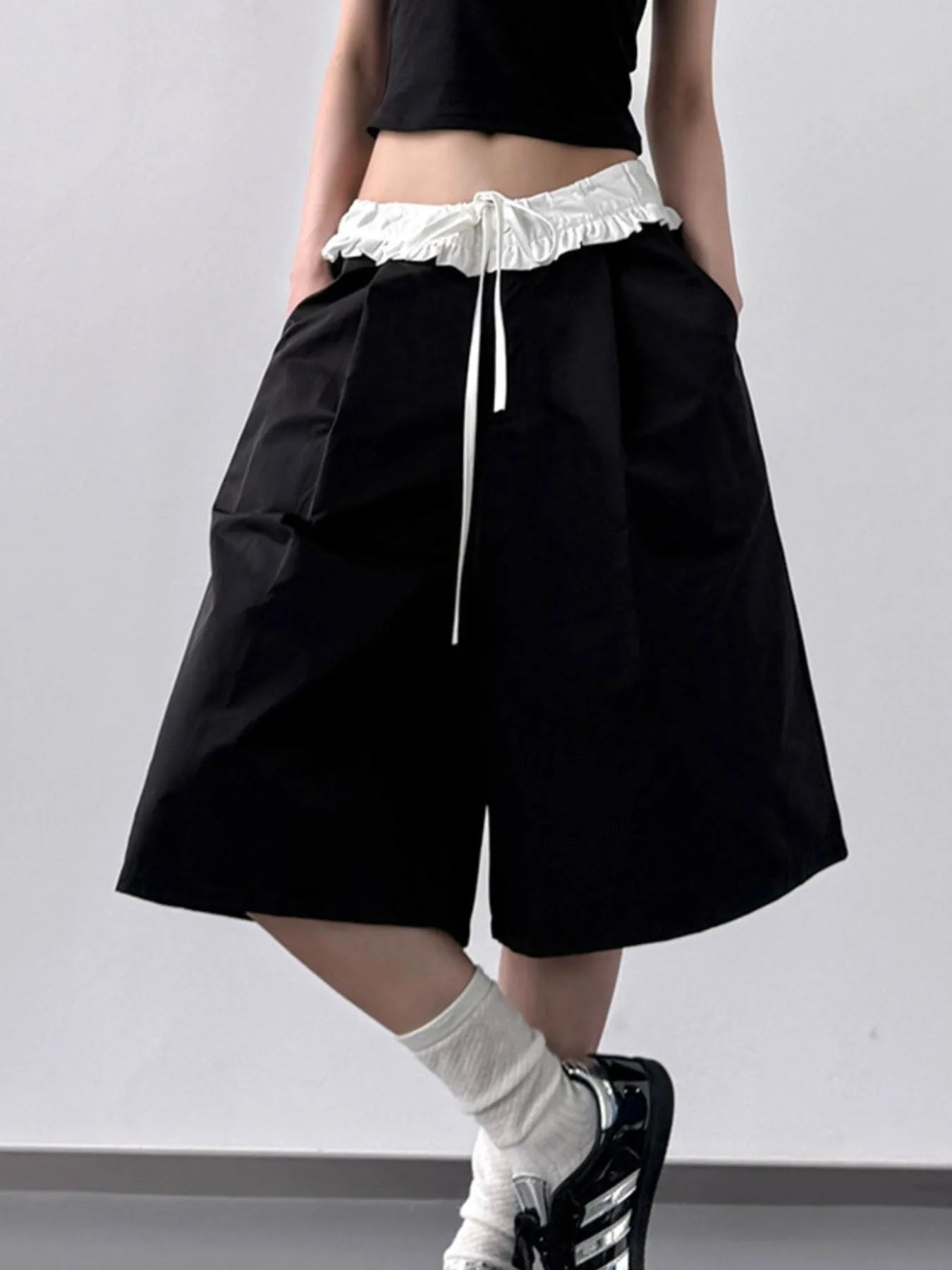 Contrast Waistband Wide-Leg Shorts OutfitFlow