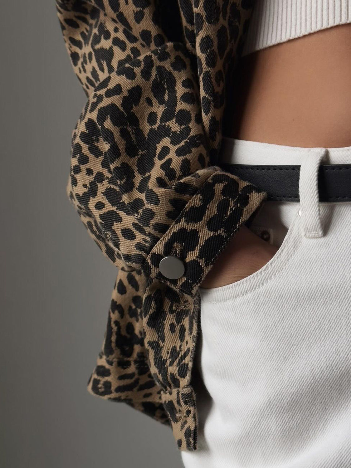 Outfit Flow - Leopard Button Up Long Sleeve Denim Top