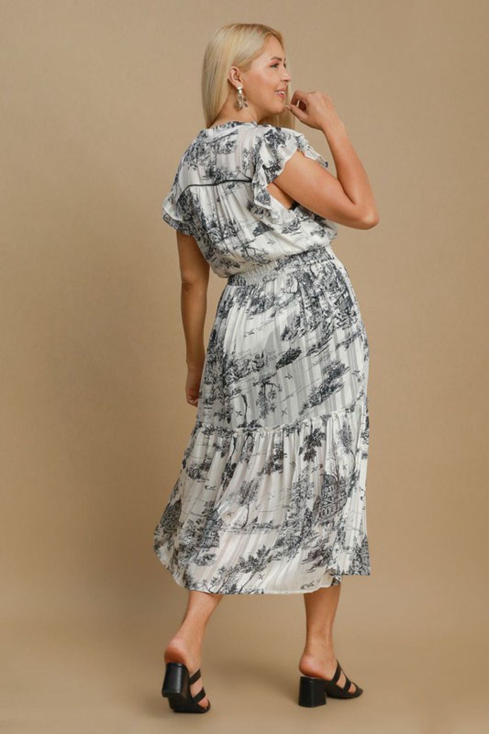 Umgee Full Size Two Tone Landscape Print Midi Dress Plus Size OutfitFlow