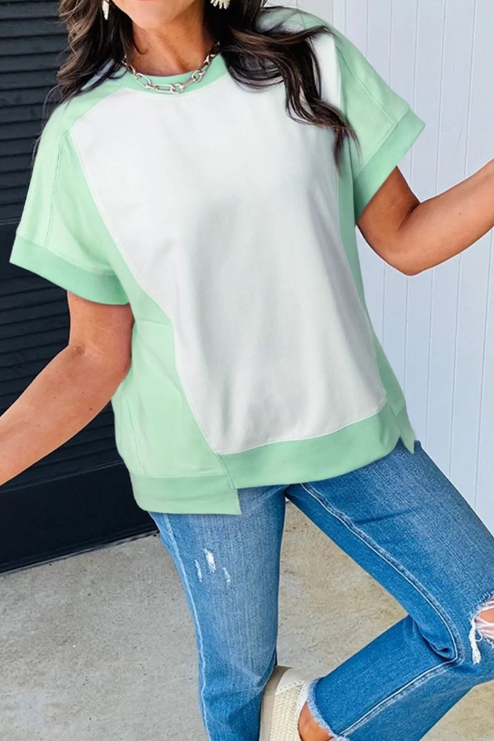 Color Block Exposed Seam Crew Neck T Shirt Gum Leaf OutfitFlow