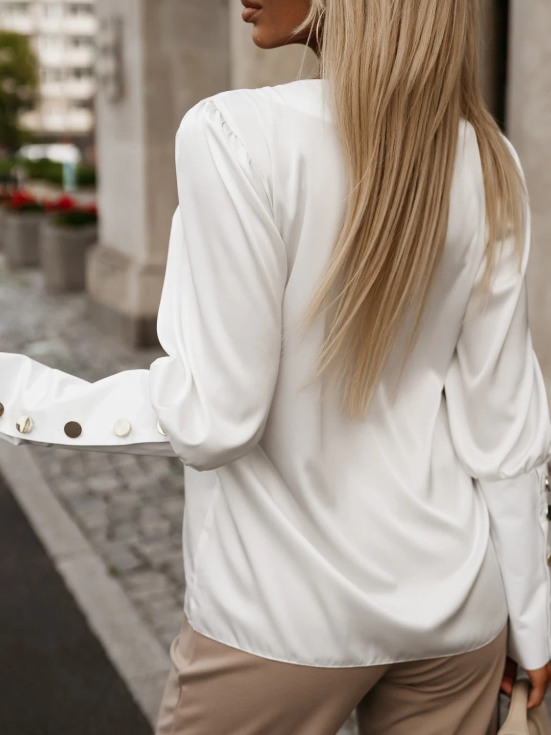 Outfit Flow - V-Neck Long Sleeve Blouse