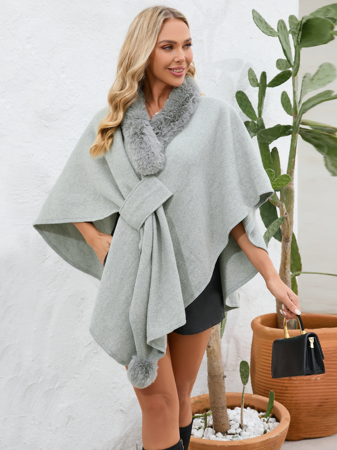 Outfit Flow - Fuzzy Trim Open Front Poncho