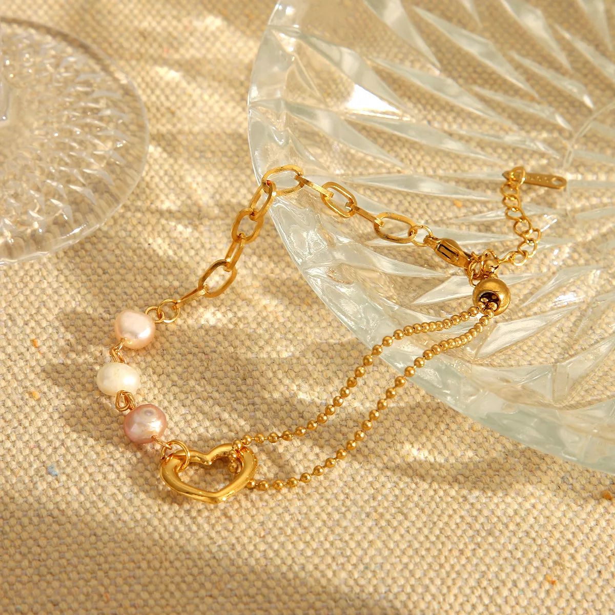 18K Gold-Plated Heart Pearl Bracelet OutfitFlow
