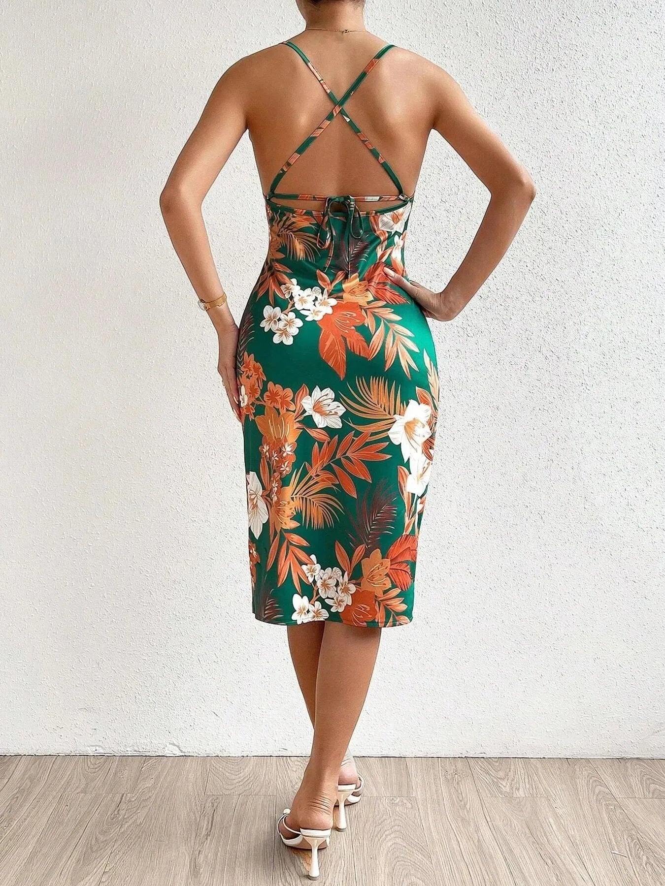 Crisscross Back Floral Print Bodycon Dress OutfitFlow