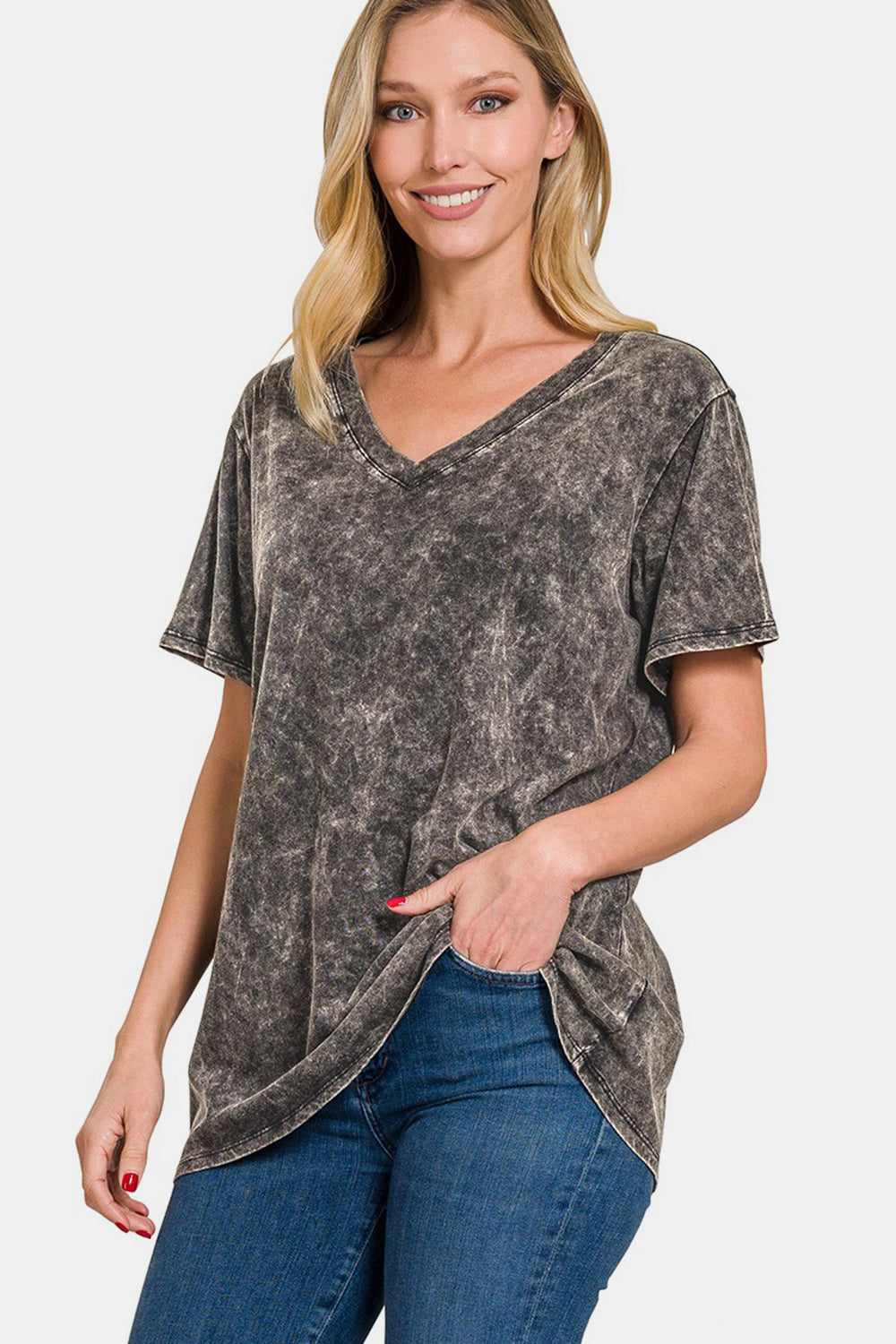 Outfit Flow - Zenana Full Size Washed Short Sleeve V-Neck T-Shirt