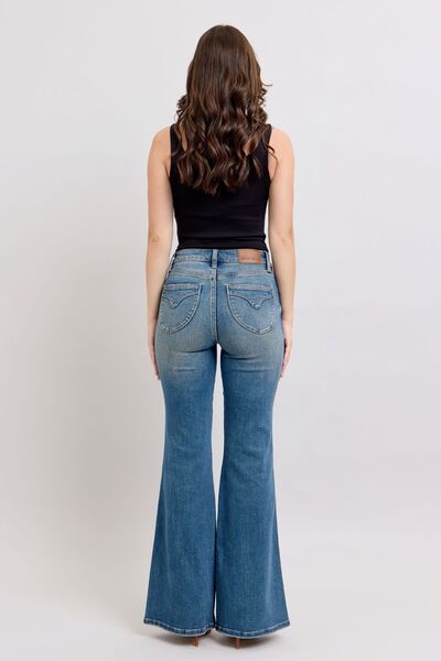 Judy Blue MR Tummy Control Vintage Wash Jeans OutfitFlow