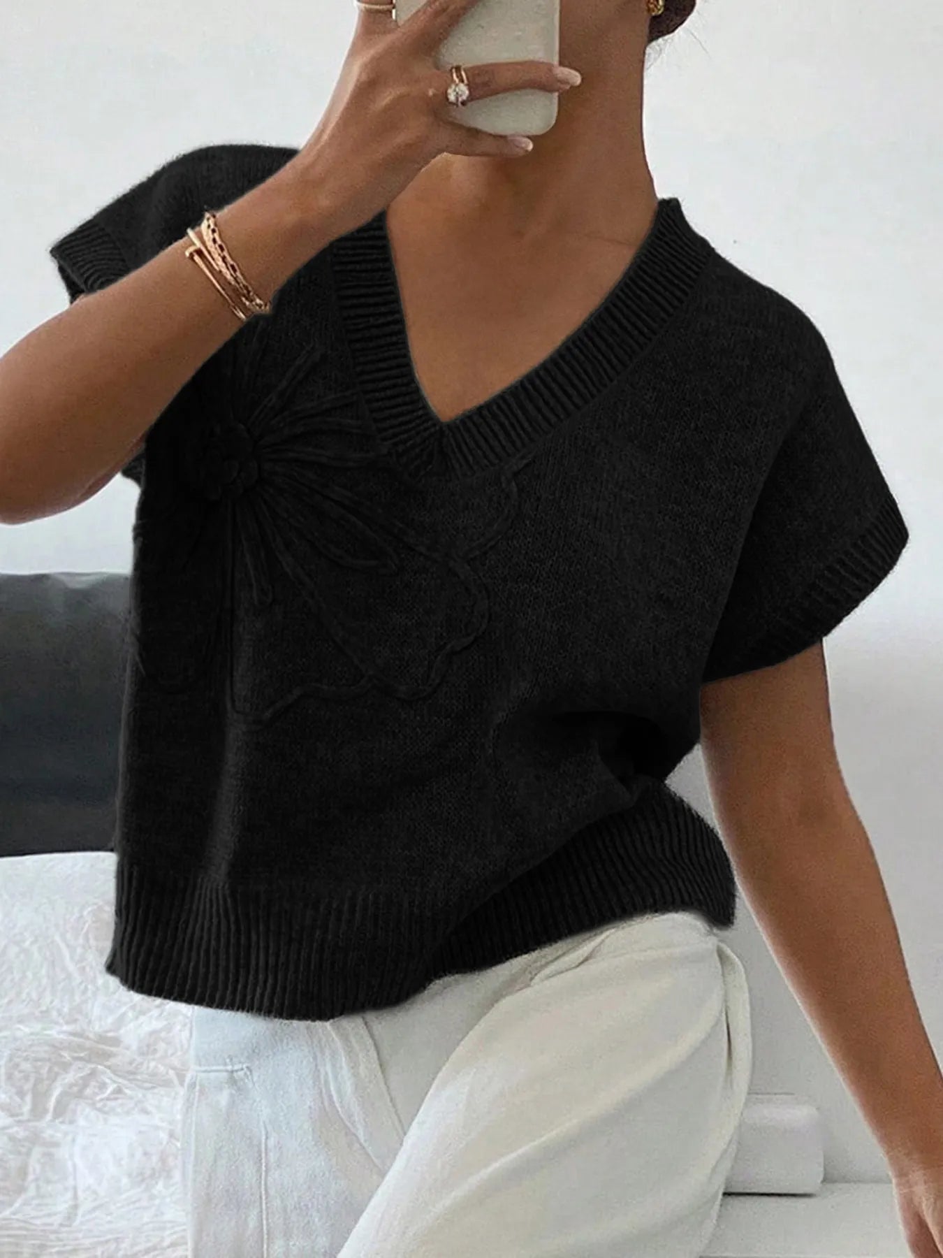 Ribbed Hem V-Neck Short Sleeve Sweater OutfitFlow