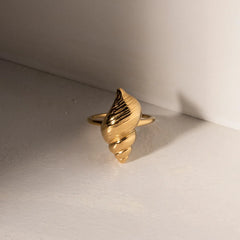 18K Gold-Plated Stainless Steel Seashell Ring OutfitFlow