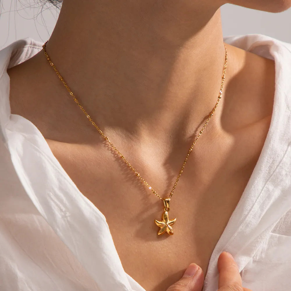 18K Gold Plated Starfish Pendant Necklace Gold One Size OutfitFlow
