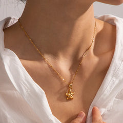 18K Gold Plated Starfish Pendant Necklace Gold One Size OutfitFlow