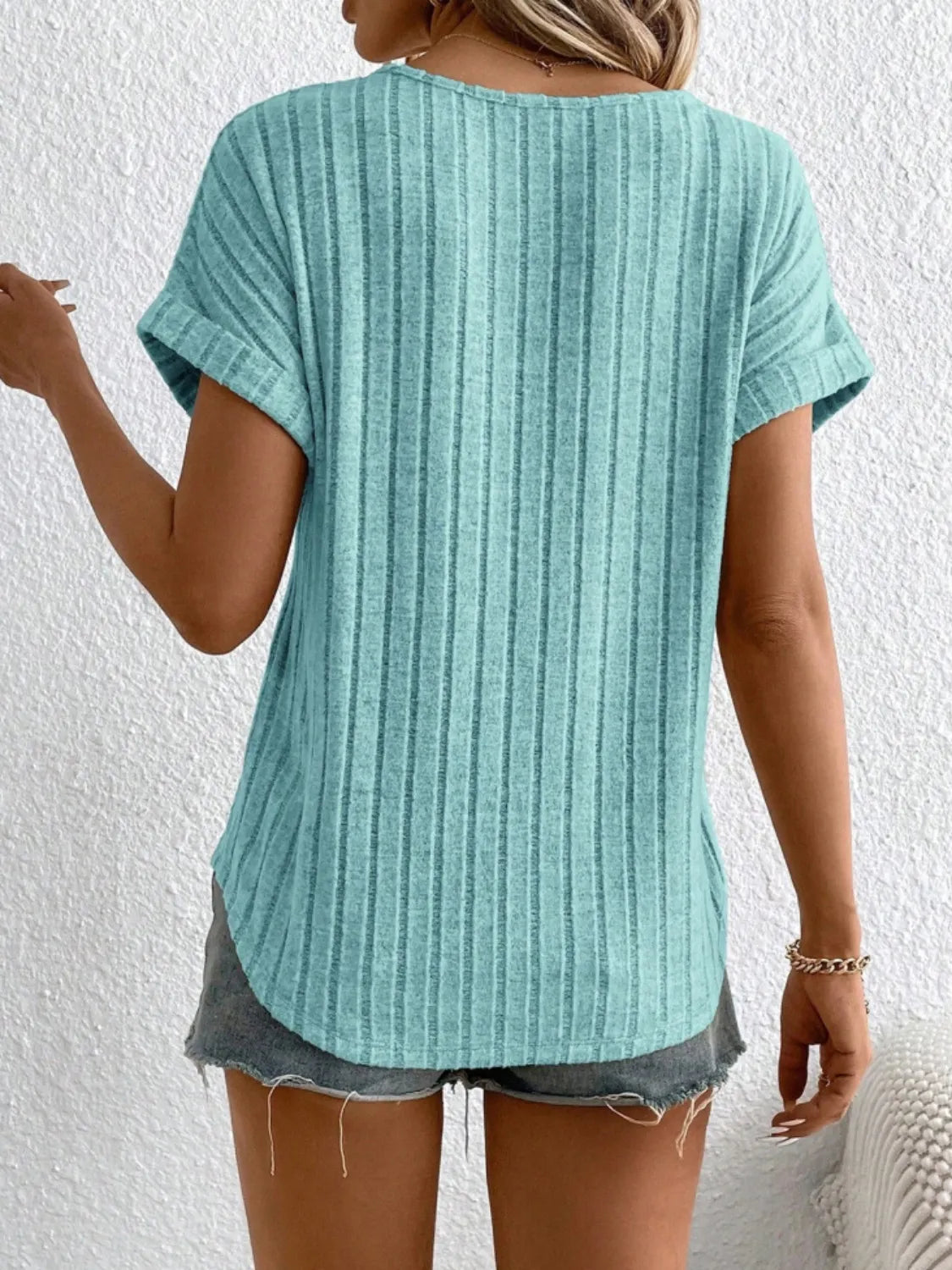 Round Neck Short Sleeve T-Shirt OutfitFlow