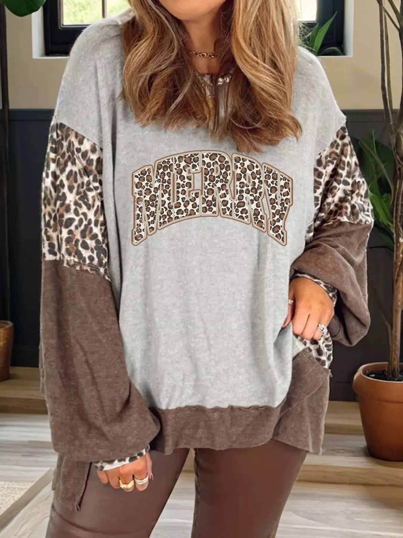 Color Block Leopard Contrast Letter Graphic Christmas Sweatshirt OutfitFlow