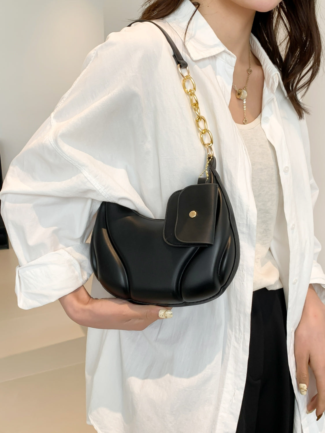 Outfit Flow - PU Leather Shoulder Bag with EarPods Bag