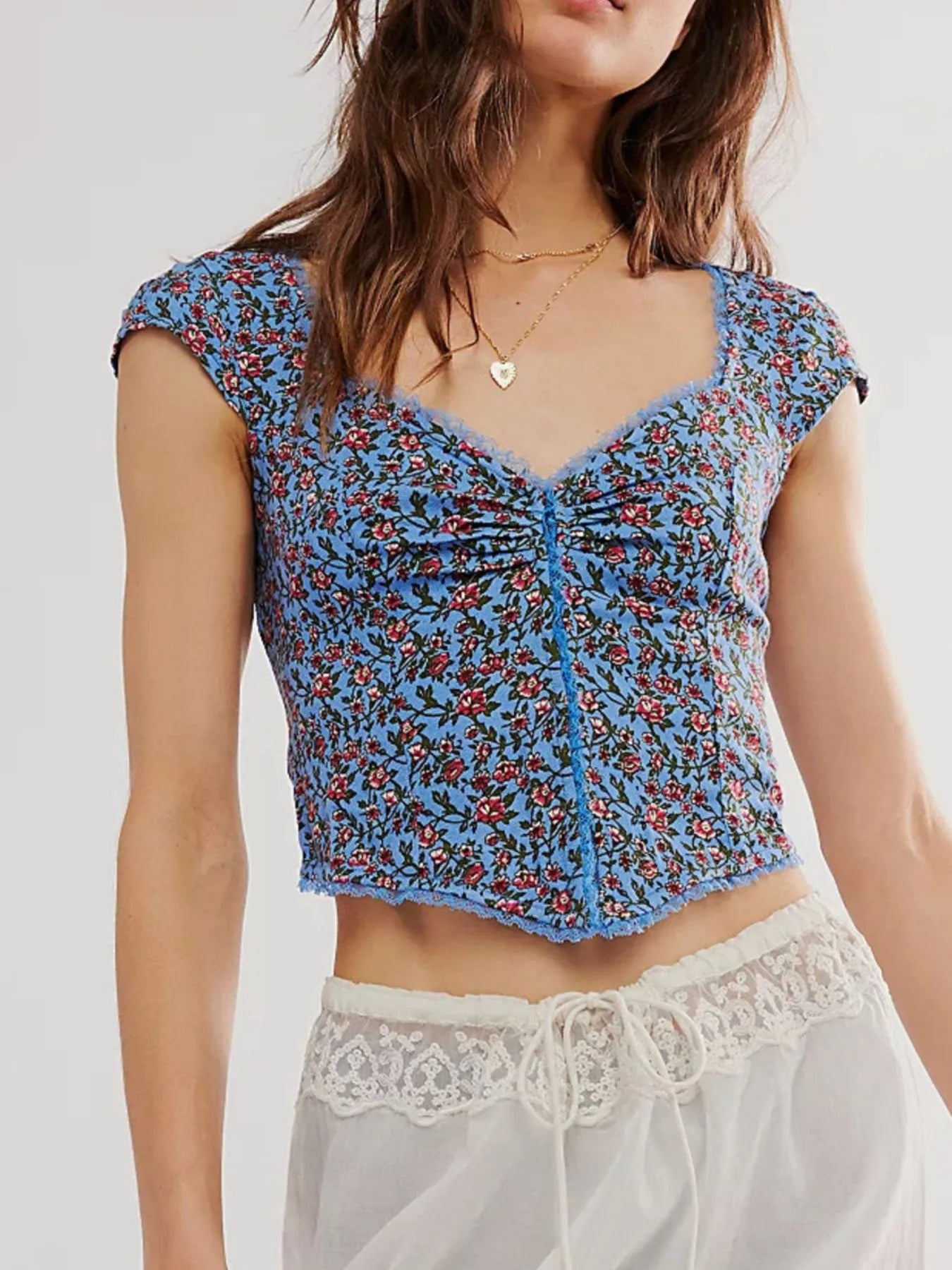 Floral Print Cap Sleeve Cropped Top OutfitFlow