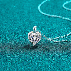 2 Carat Moissanite 925 Sterling Silver Heart Shape Necklace OutfitFlow