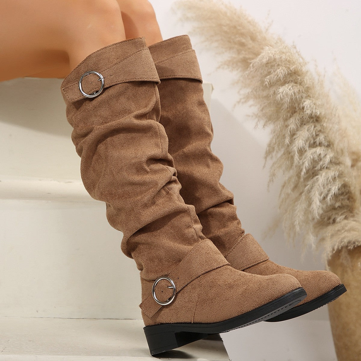 Outfit Flow - Buckle Round Toe Block Heel Boots