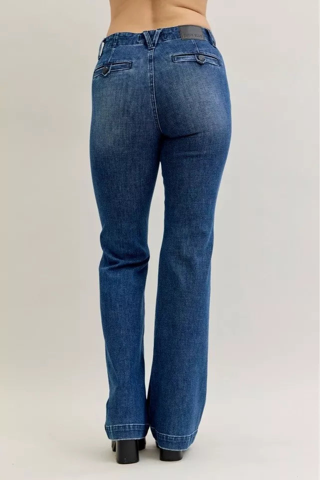 Judy Blue Full Size Mid Rise Bootcut Jeans with Welt Pockets Plus Size OutfitFlow