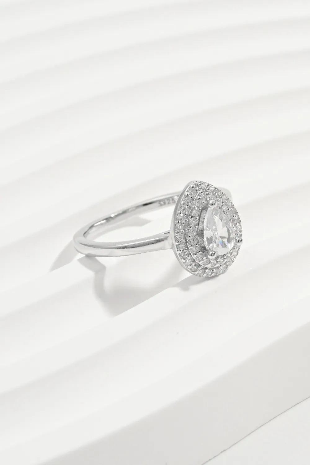 925 Sterling Silver Inland Zircon Ring OutfitFlow