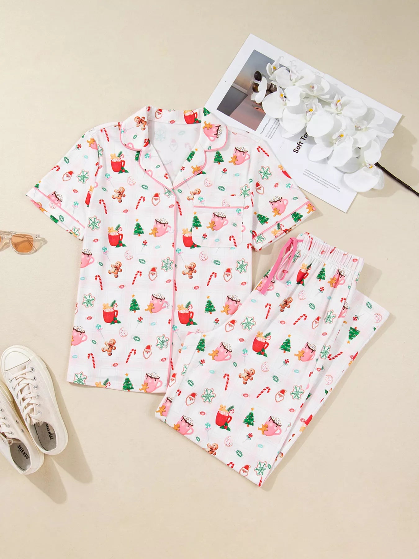 Christmas Spirit Cute Holiday Print Short Sleeve Shirt and Pants 2pcs Pajama Set OutfitFlow