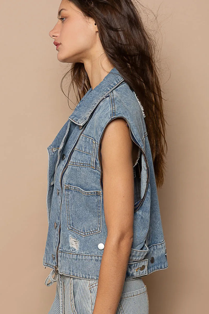 POL Cropped Denim Jacket with Functional Zipper Detail OutfitFlow