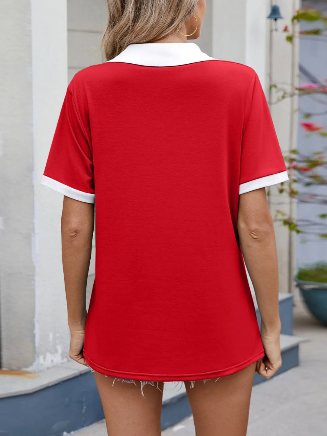 Contrast Trim Collar Short Sleeve Casual T-Shirt OutfitFlow